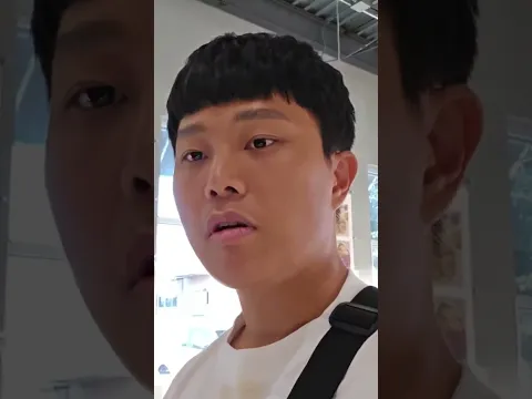 Korean Live Streamer Learns About American Tipping Culture