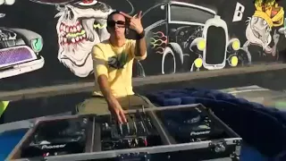 حلات واتس اسمع هشد السكينة وا هدبحك أفرح هنروح المرجيحا افسحك 