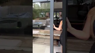 Would you like a neighbour like me
