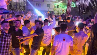 كان ليا صاحب خسيس ملاقيتش وصف له يقل معايا كل ما اروقلو واصفالو 