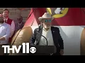 Buc-ee s founder attends grand opening of first location in Arkansas