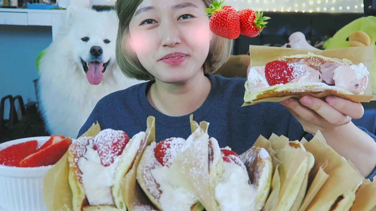Ep.1 Just Desserts - Strawberry Ice Cream Omelette