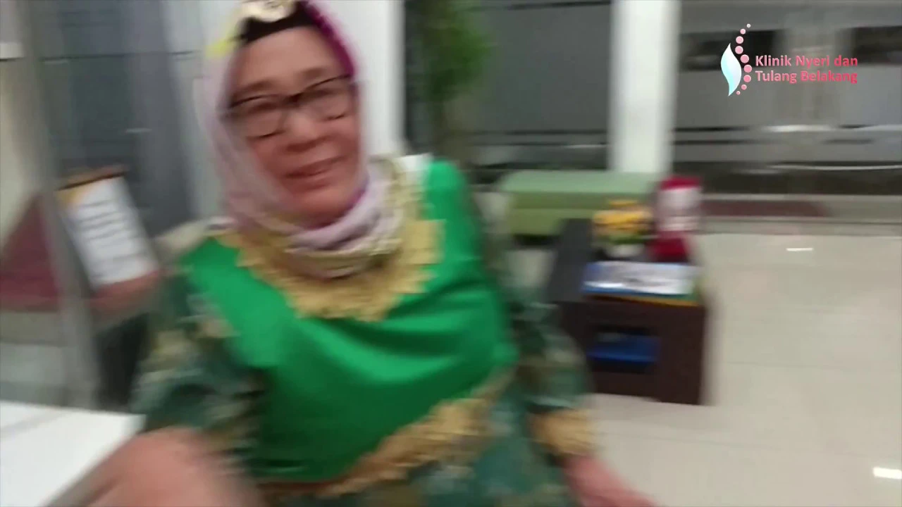 Usia 74thn bisa sembuh Nyeri Pinggang dengan Radiofrekuensi -~-~~-~~~-~~-~-~-~~-~~~-~~-~-~ Lamina . 