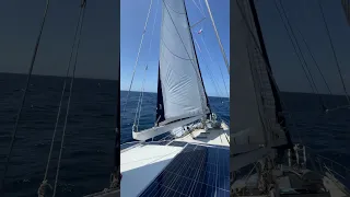 Windstärke 5, hoch am Wind, Madeira voraus! 😀⛵️🇵🇹 #sailing