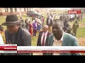 Download Lagu Agabuutikidde Okusengula abantu mu nsozi Minisita asisinkanye Umukuuka wa Masaba alungamizza