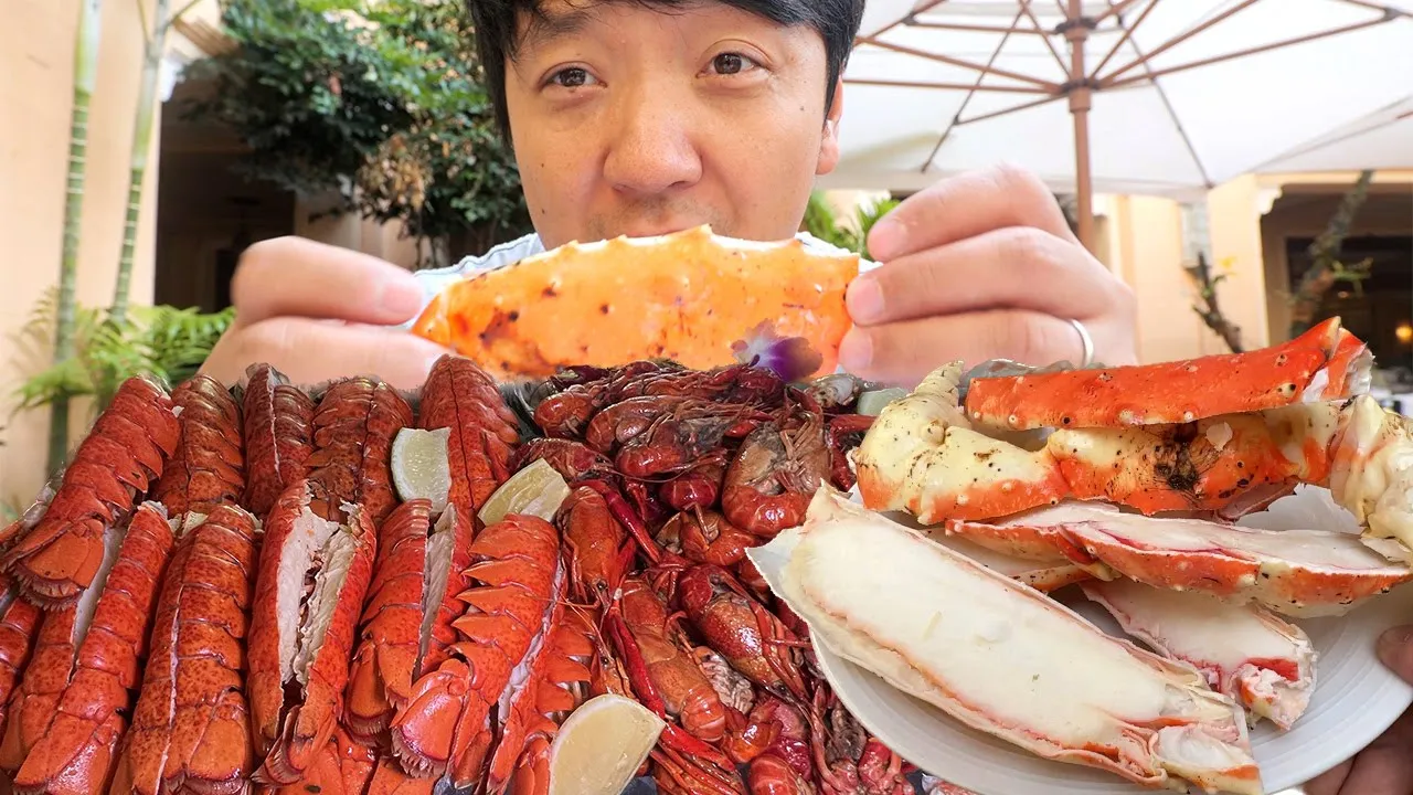 ENDLESS Caviar, Lobster & King Crab at LEGENDARY Miami Seafood BRUNCH BUFFET