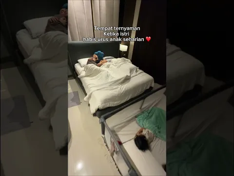 Tiap malam niatnya mau quality time , endingnya selalu ketiduran krn udah cape seharian🤣