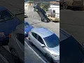 Download Lagu Auto vliegt meters door de lucht in Brazilië