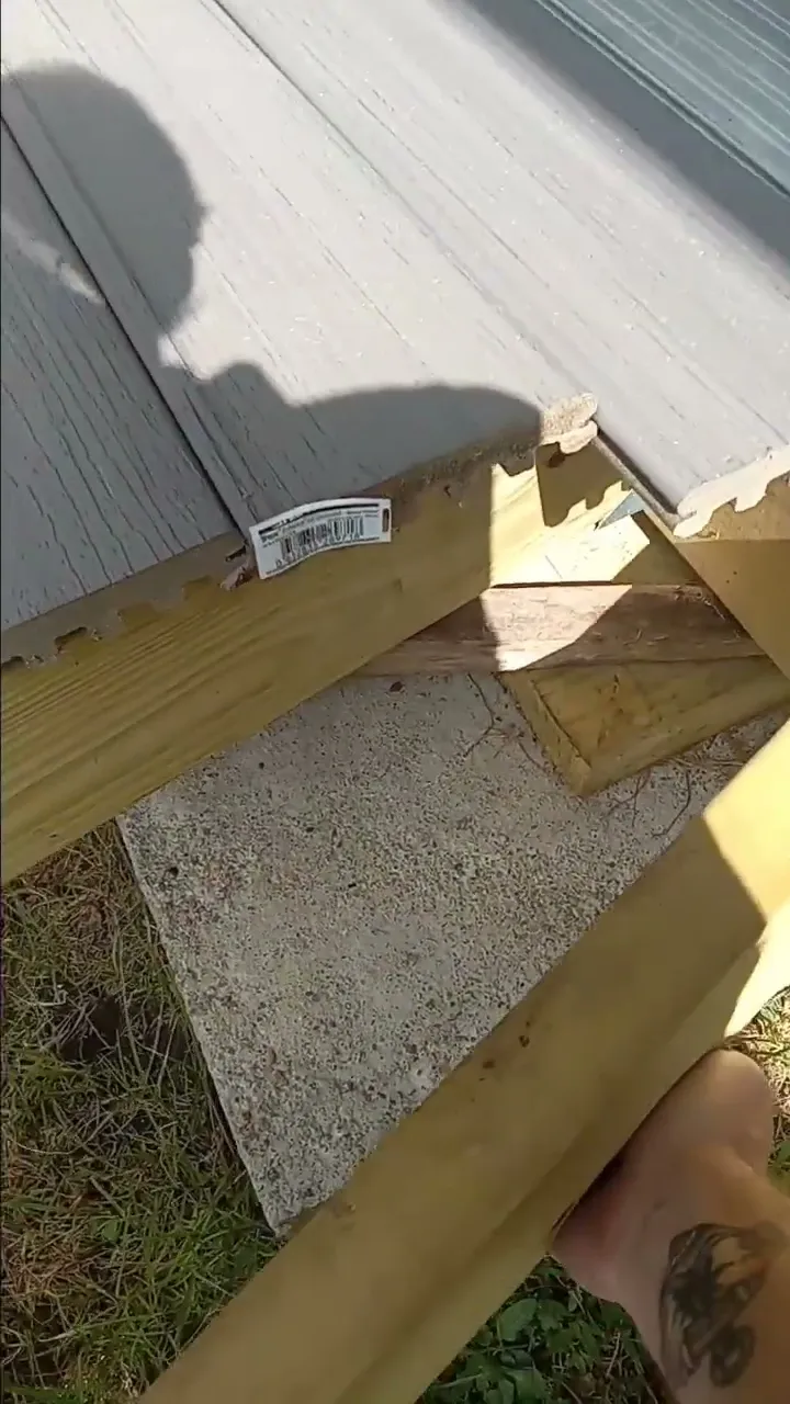 detached deck with floating landing
