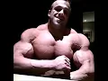 Iranian IFBB Pro bodybuilder Kianoosh Khorramipour - Pec bouncing