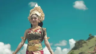 Download Wonderland Indonesia Music By Alffy Rev Sanggar Seni Wisjayanti Kota Baubau Video by Keton saputra MP3