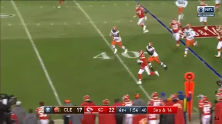 Backup QB Chad Henne SAVES THE CHIEFS Surprises Everyone With Throw to Tyreek Hill To Seal Game