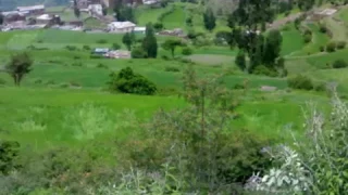 صلوا على من كساه الله ثوب الجمال دندنها