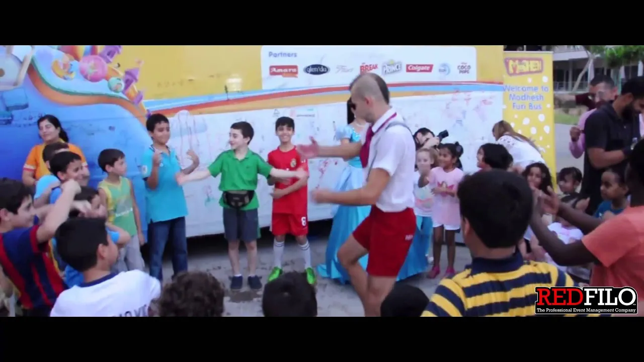 Modhesh Fun Bus - Modhesh 2014