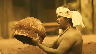 فلاح غلبان بيلاقي إناء فيه لبن مش بيخلص ف بيفتكر ان جواه جاموسة 