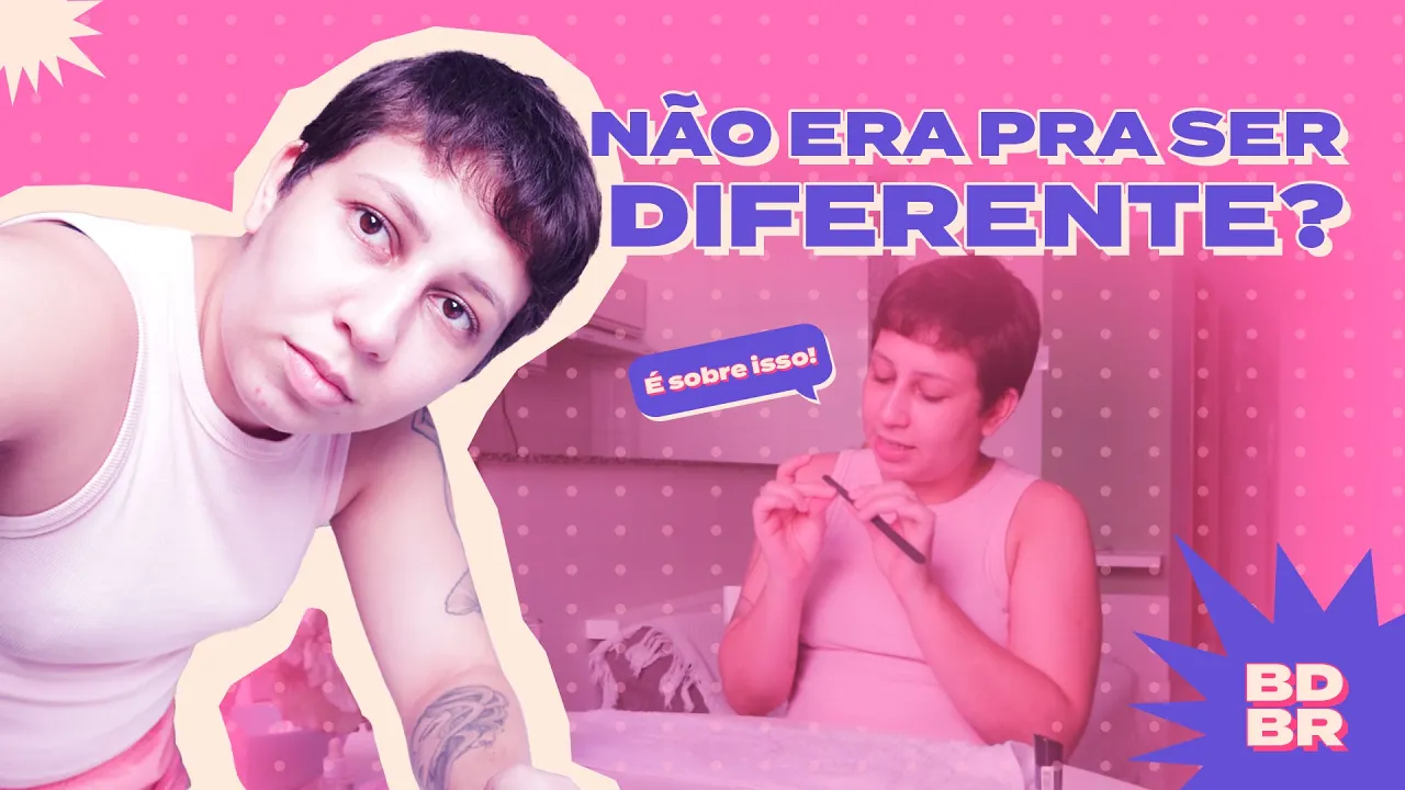 Pintando a unha e reclamando há 1 ano em casa