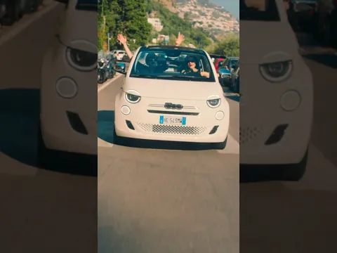 ☀️ FUORI ORA: “LA COSTIERA AMALFITANA” (feat. Arisa, Nino D’Angelo)” il nuovo videoclip con FIAT