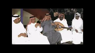 أتت هند تشكو إلى أم ها فسبحان م ن جمع الن ي رين 