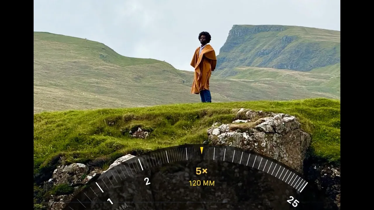 Orange France — iPhone 15 Pro: Titane, A17 Pro, Photo Pro, USB-C, Autonomie (YouTube video ad)