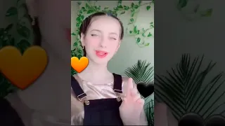 فيديو قديم ل لانا 