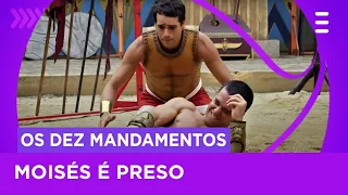Moisés é preso depois de ferir Ramsés - 'Os Dez Mandamentos'