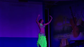 رقص علي اغنية بتنادينى تانى ليه نسخة اصلية 2017 