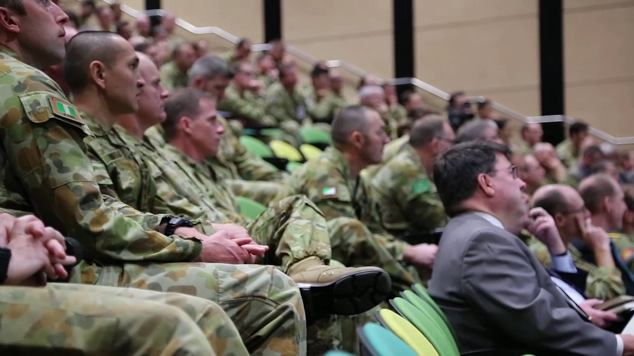7 Brigade Hybrid Warfare Symposium 2016 - Col Chris Smith