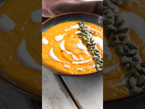 VELLUTATA DI ZUCCA E PATATE DOLCI 🎃🥣 CREMOSA e FACILISSIMA! #Shorts