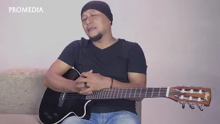 Download Menunggu   Cover Akustik Eko Sukarno feat Ummy Nabilla HD MP3