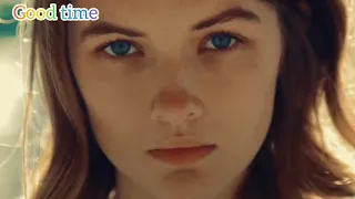المرأه التي احبهاموسيقى  من رووووائع الياس الرحباني                      دندنها