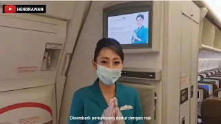 naik pesawat super besar garuda indonesia boeing 777 300er rute cgk dps brand logo livery pk gik