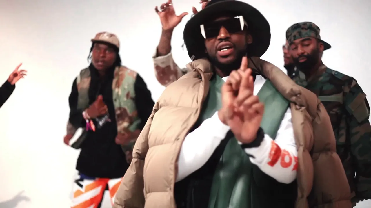 Stilo Magolide - COMBO (ft Okmalumekoolkat, RikyRick, Usanele, Mashayabhuqe KaMamba)[Official Video]