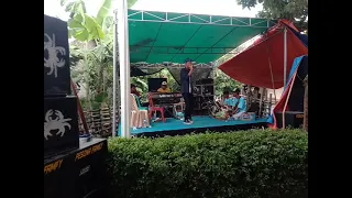 rangkulan salira live di wedding agus nurhidayat 