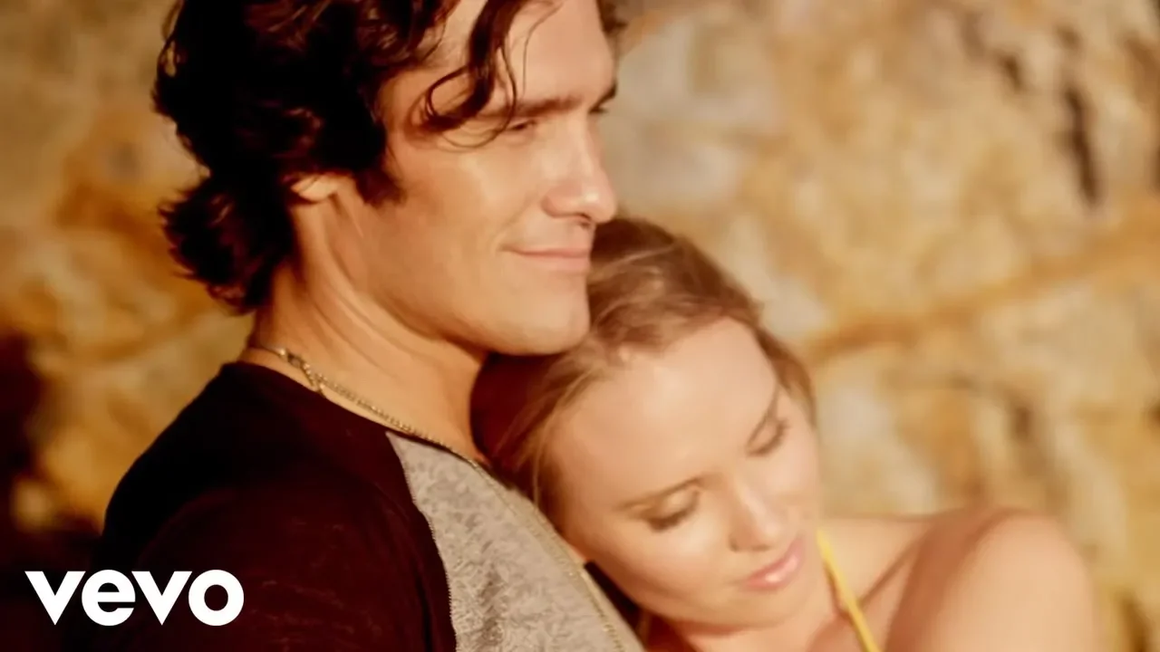 Joe Nichols - Sunny and 75 (Official Music Video) Joe Nichols - Sunny and 75 (Official Music Video)