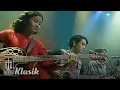Download Lagu Base Jam - Aku (Live Acoustic)