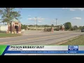 Lexington prison guard caught smuggling contraband for money