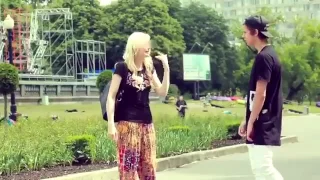 شوارع امريكا تخلع ملابسها من اجل المال 