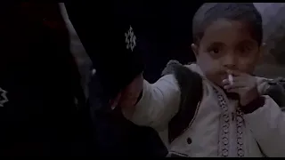 المشهد الأيقوني لأشهر طفل في السينما المصرية من فيلم الإرهاب والكباب    دندنها