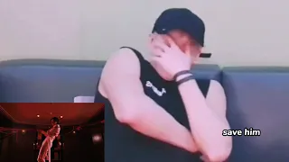 chan reacting to stray kids 