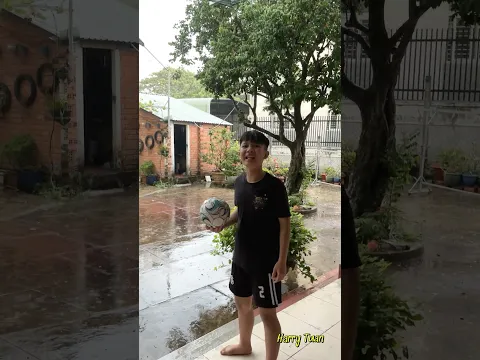 Mưa mà sao chơi #shorts #funny #harrytuan