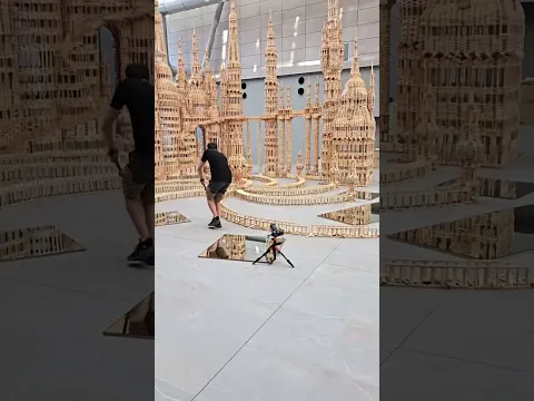 لحظة الانهيار المنتظرة 🗼!
