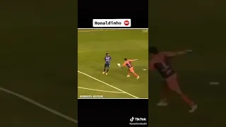 مهارات رونالدينيو 