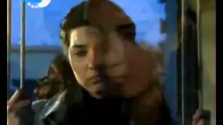 عليا   آدي اللي كأن دندنها