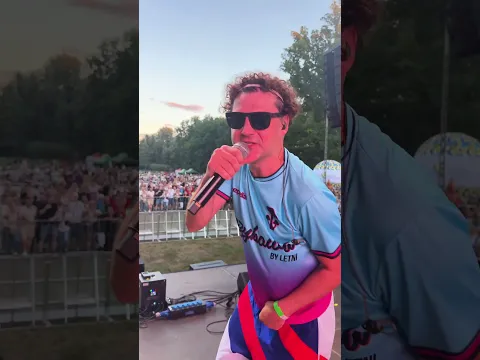 Tak się wjeżdża na BIS na dożynki😎 Pomidorowa