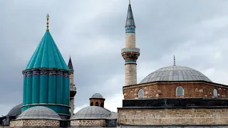 Hazrat Mevlana Jallaluddin Rumi (Rehmatullah Alaih)- Konia - Turkey