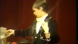 Fantástico (1984) Paulo Sérgio e Homenagem do Filho "Rodrigo Macedo" Cantando a Música:A Primeira Canção