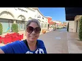 DRIVING EARLY IN CARLSBAD PREMIUM OUTLET WALKING AND EAT BREAKFAST STORE S ARE STILL CLOSED