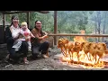 Lagu Traditional smoked chicken making process, farm life. SURVIVAL ALONE