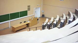 Ученики начальной школы учатся последнюю неделю