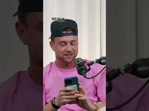 this is one you don’t wanna miss .. 🙊♡ new ep with Harry Jowsey is out now!! — #SoAlliThePodcast